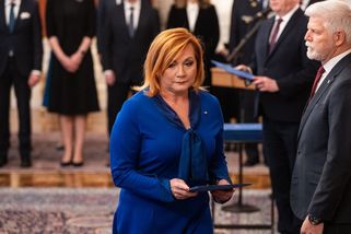 Komentář: Ministerstvo dluhu nás stojí už 100 miliard. Začněme šetřit tam - Seznam Zprávy